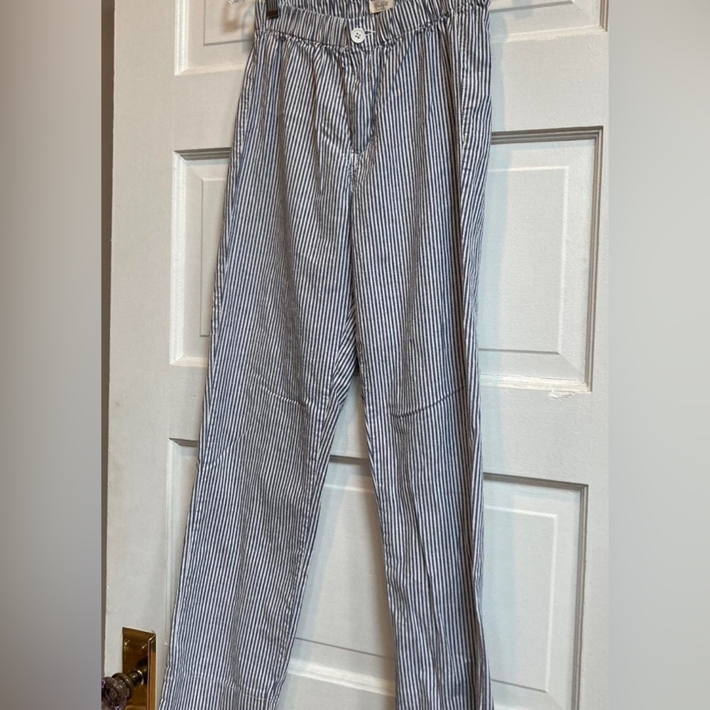 Brandy Melville striped pants. No longer sold on website,  ‘One size fits all’.